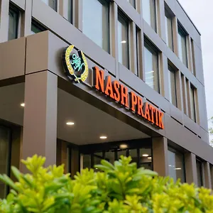 https://nash-pratik-hotel.genevahotels4all.com